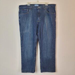 Lee Jeans Men's 42x30 Premium Select Classic Fit Straight Leg Dark Blue Wash Y2K